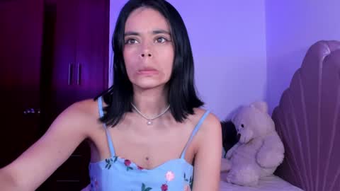 Snapshot of bella_sun_ chatting on 01-22-25, 02:26 Valeria Model Independent online show from 01-22-25, 02:26