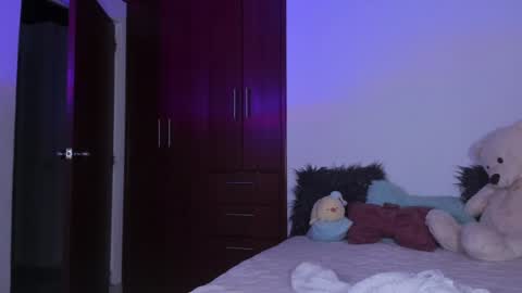 Snapshot of bella_sun_ chatting on 01-31-25, 06:57 Valeria Model Independent online show from 01-31-25, 06:57