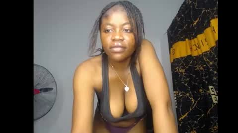 Snapshot of bellababy7 chatting on 06-17-26, 05:36 bella online show from 06-17-26, 05:36