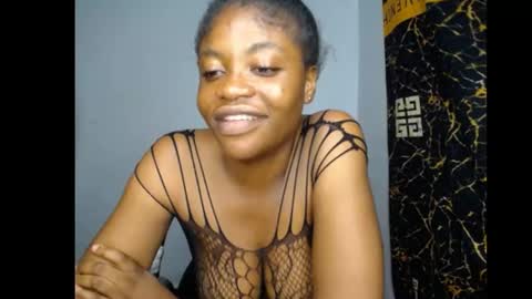 Snapshot of bellababy7 chatting on 07-02-26, 03:23 bella online show from 07-02-26, 03:23
