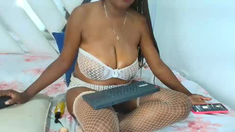 BELLA online show from 11-26-25, 07:59