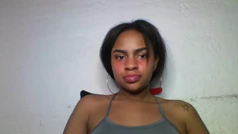 Snapshot of bellabeltra chatting on 12-01-24, 08:53 Bella online show from 12-01-24, 08:53