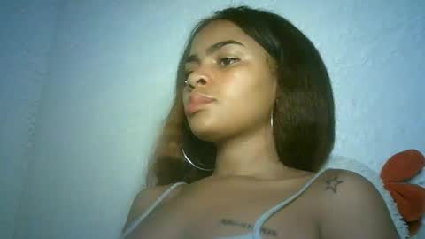 Snapshot of bellabeltra chatting on 12-10-24, 03:22 Bella online show from 12-10-24, 03:22