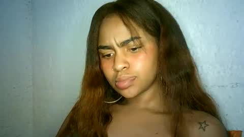 Snapshot of bellabeltra chatting on 12-29-24, 10:23 Bella online show from 12-29-24, 10:23