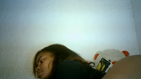 Snapshot of bellabeltra chatting on 01-06-25, 12:48 Bella online show from 01-06-25, 12:48