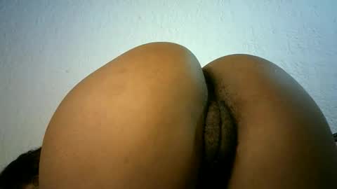 Snapshot of bellabeltra chatting on 01-10-25, 09:42 Bella online show from 01-10-25, 09:42