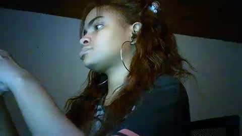 Snapshot of bellabeltra chatting on 01-24-25, 03:43 Bella online show from 01-24-25, 03:43