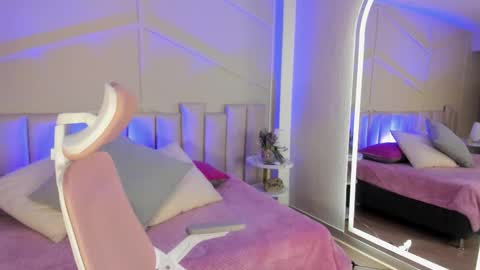                        online show from 11-12-25, 03:07