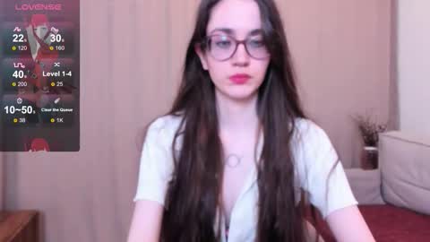 Snapshot of bellacatlovesmeat chatting on 11-02-25, 07:05 BellaCatLovesMeat online show from 11-02-25, 07:05