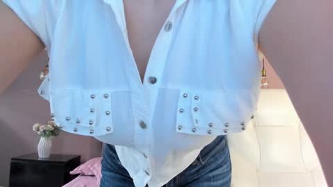 Bella Clair online show from 02-05-25, 07:53