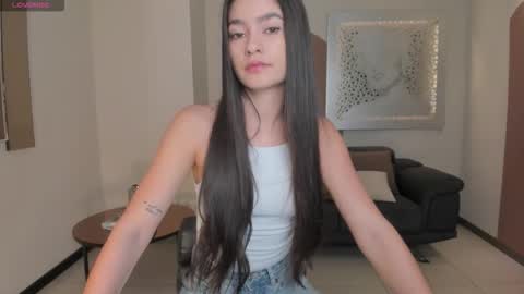 Bella  online show from 09-09-25, 11:43