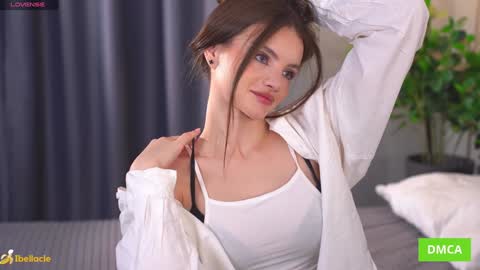 Bella I took a vacation and Ill be back on December 18th So dont lose me To keep in touch I have a TG -  you can find below online show from 01-12-26, 07:13