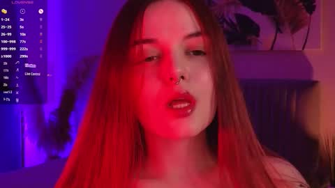 belladevile_ online show from 09-28-25, 02:00