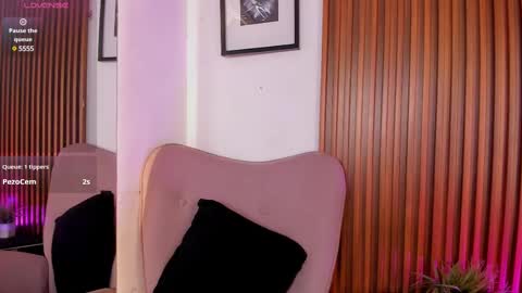Snapshot of belladuboiss_ chatting on 02-18-25, 05:53 belladuboiss_ online show from 02-18-25, 05:53