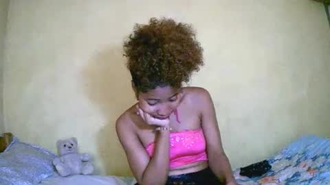 bellaena online show from 10-09-25, 01:31