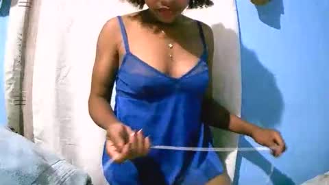 Snapshot of bellaena chatting on 11-20-25, 05:45 bellaena online show from 11-20-25, 05:45