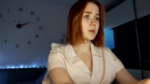 Snapshot of bellahoneyy_ chatting on 06-01-26, 07:48 Bella online show from 06-01-26, 07:48