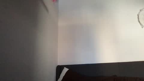 Snapshot of bellako20 chatting on 10-10-25, 02:38 bellako20 online show from 10-10-25, 02:38