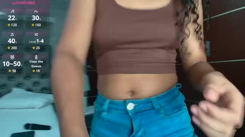 Snapshot of bellaleone chatting on 06-06-26, 02:55 online show from 06-06-26, 02:55