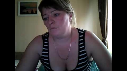 bellalove335 online show from 12-20-24, 12:05