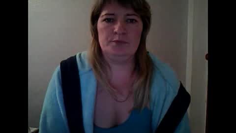 bellalove335 online show from 02-01-25, 12:37