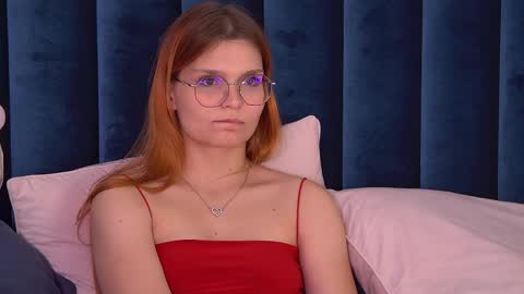 BellaMarebelle online show from 09-23-25, 04:43