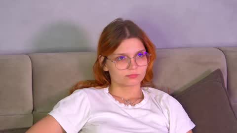 BellaMarebelle online show from 09-27-25, 04:34