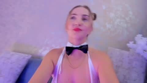 Bella Marie online show from 05-05-26, 01:35