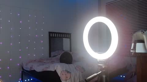 Bella Monroe online show from 02-25-25, 06:03