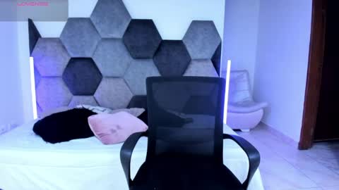 Bella Nix big tits online show from 05-08-26, 11:48