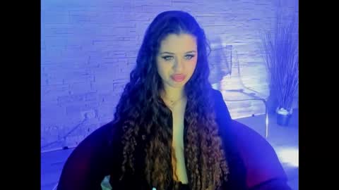 BellaNoir  online show from 02-03-26, 06:00