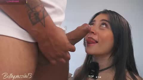 Snapshot of bellapazzia13 chatting on 10-08-25, 05:10 online show from 10-08-25, 05:10