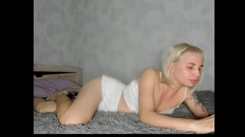 Snapshot of bellaseein chatting on 10-05-25, 06:50 Bella Seen online show from 10-05-25, 06:50