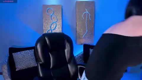 B E L L A  online show from 06-13-26, 12:03
