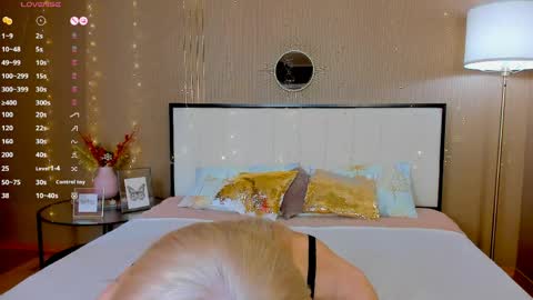 Bella online show from 05-08-26, 01:00