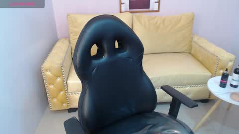 Bella online show from 10-05-25, 11:41