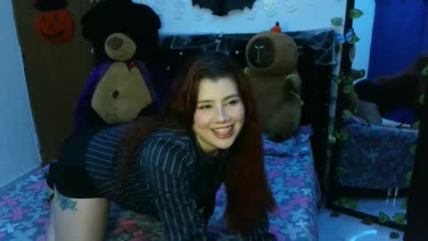 Snapshot of bellatrix_colen chatting on 10-04-25, 10:52 Aleja online show from 10-04-25, 10:52