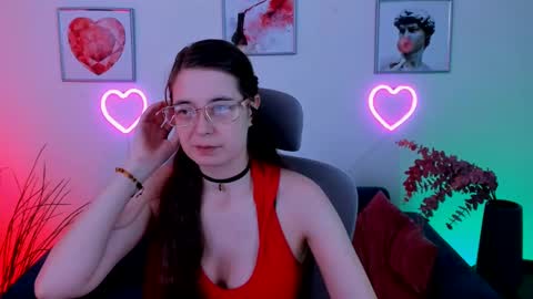 Snapshot of bellatrixllestrange chatting on 12-17-24, 02:22 Bella. Ntmu online show from 12-17-24, 02:22