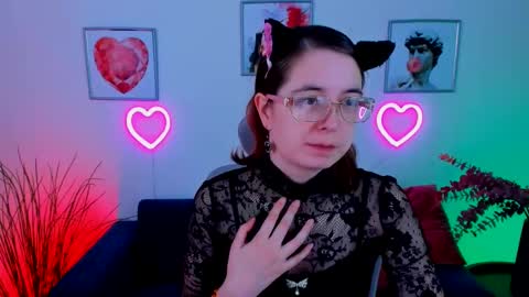 Snapshot of bellatrixllestrange chatting on 12-19-24, 04:46 Bella. Ntmu online show from 12-19-24, 04:46