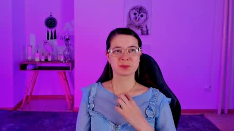 Snapshot of bellatrixllestrange chatting on 01-03-25, 11:01 Bella. Ntmu online show from 01-03-25, 11:01