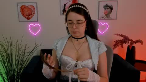 Snapshot of bellatrixllestrange chatting on 02-04-25, 11:16 Bella. Ntmu online show from 02-04-25, 11:16