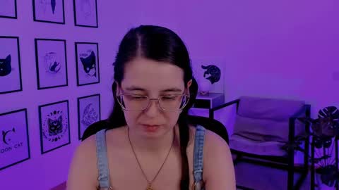 Snapshot of bellatrixllestrange chatting on 02-11-25, 02:03 Bella. Ntmu online show from 02-11-25, 02:03