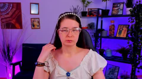 Snapshot of bellatrixllestrange chatting on 03-02-25, 04:53 Bella. Ntmu online show from 03-02-25, 04:53