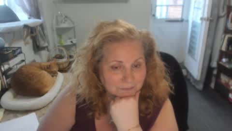 Snapshot of bellavoca chatting on 09-26-25, 02:10 Bellavoca online show from 09-26-25, 02:10