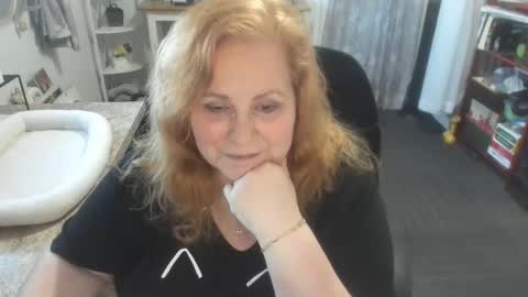 Bellavoca online show from 11-28-25, 12:41