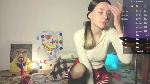 MY OLD PAGE IS NO LONGER. THIS IS MY NEW online show from 11-04-25, 09:47