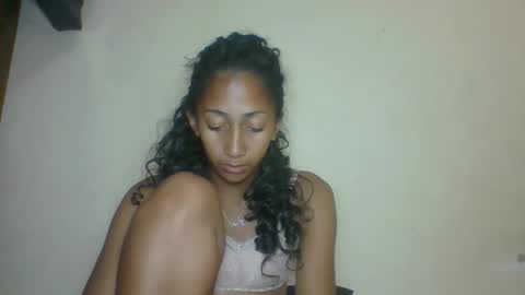 belle_annah online show from 05-11-26, 04:04