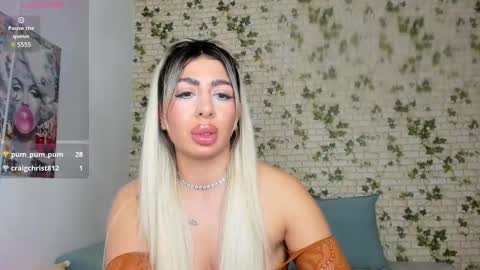 LucyJelly online show from 01-17-25, 04:57