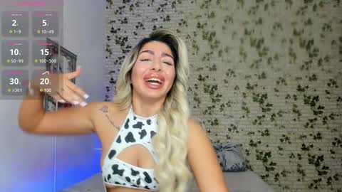 LucyJelly online show from 03-10-25, 05:18