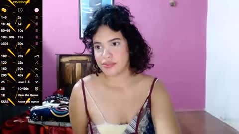 Snapshot of belle_katty000 chatting on 10-13-25, 06:52 SOFIA online show from 10-13-25, 06:52
